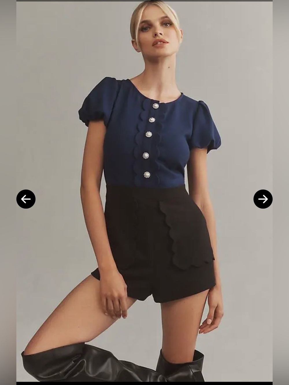 NWT Anthropologie Maeve Romper with scalloped hemline and pearl buttons. Size 4.